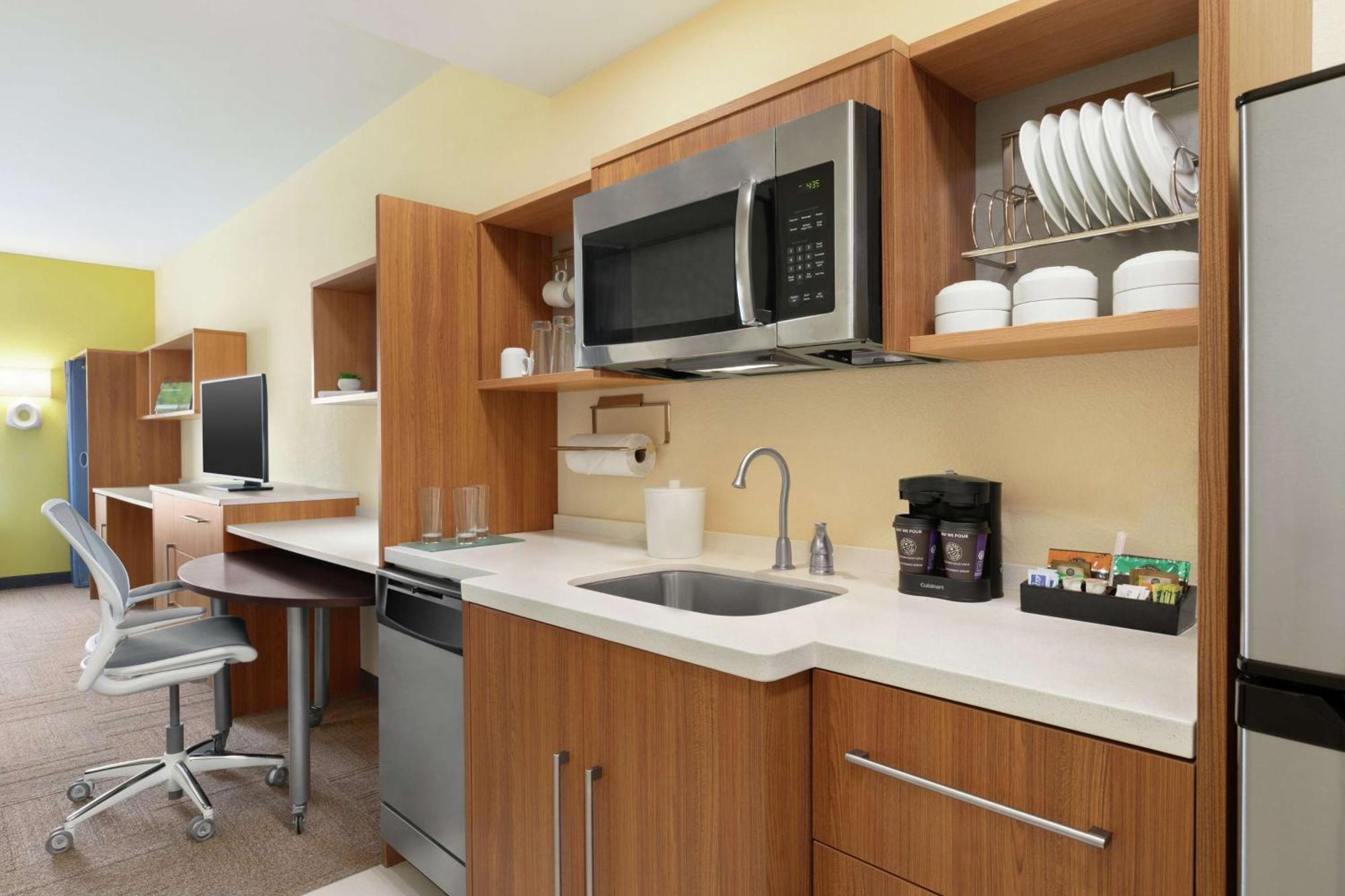 פולר Home2 Suites By Hilton Savannah Airport מראה חיצוני תמונה