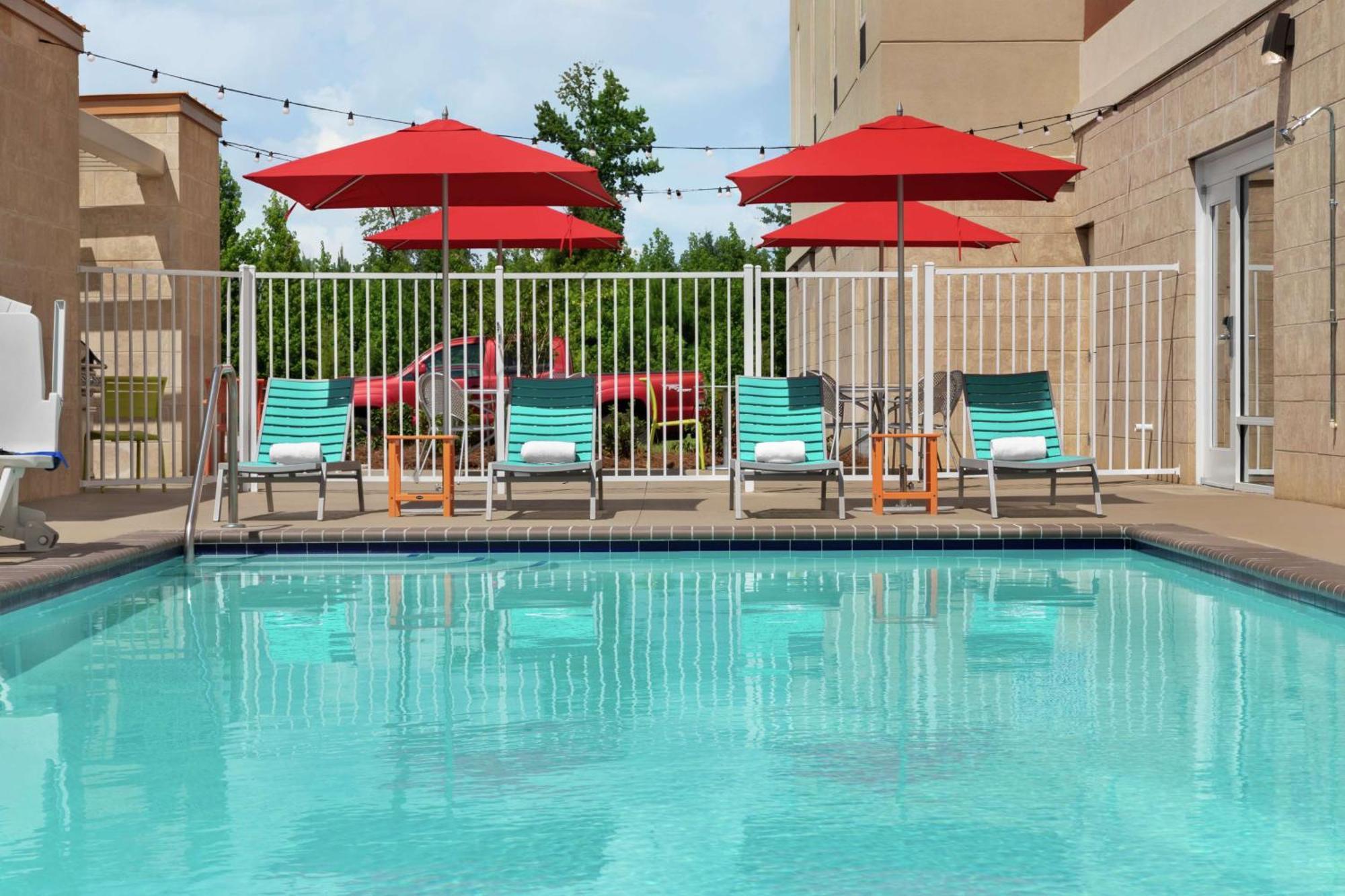 פולר Home2 Suites By Hilton Savannah Airport מראה חיצוני תמונה