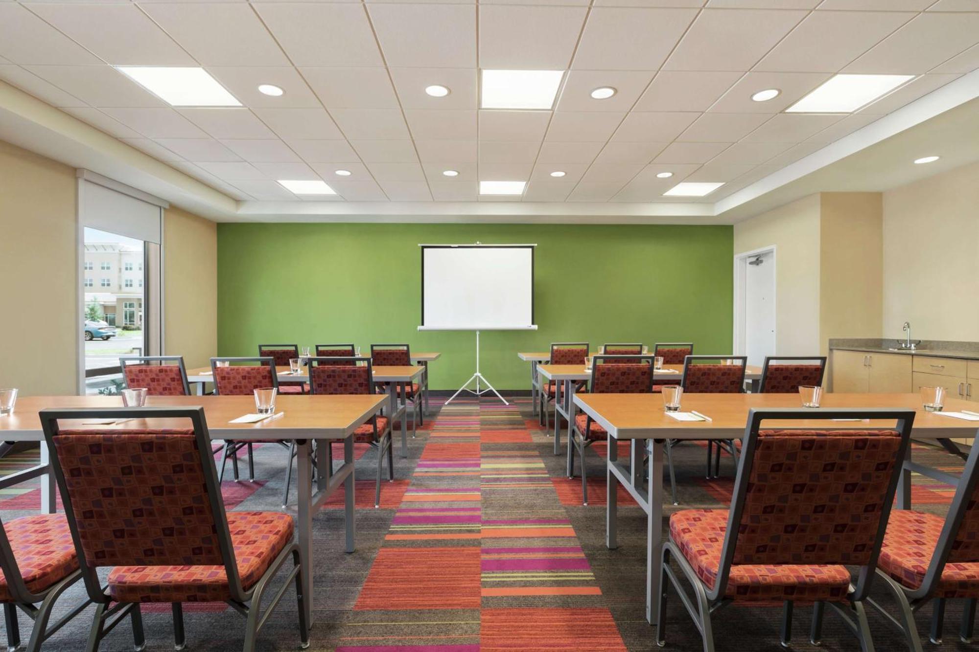 פולר Home2 Suites By Hilton Savannah Airport מראה חיצוני תמונה